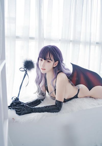 李采覃